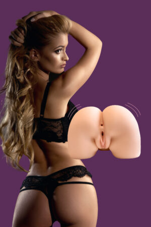 LA RAGAZZA DELLA PORTA ACCANTO CHE FA TWERKING BRITNEY